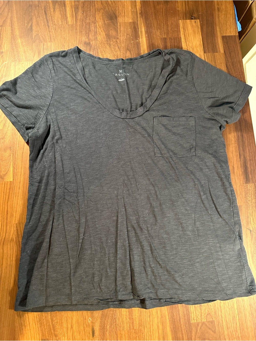 Caslon Charcoal Gray Scoop Neck Pocket Tee Women’s Large Casual T-Shirt